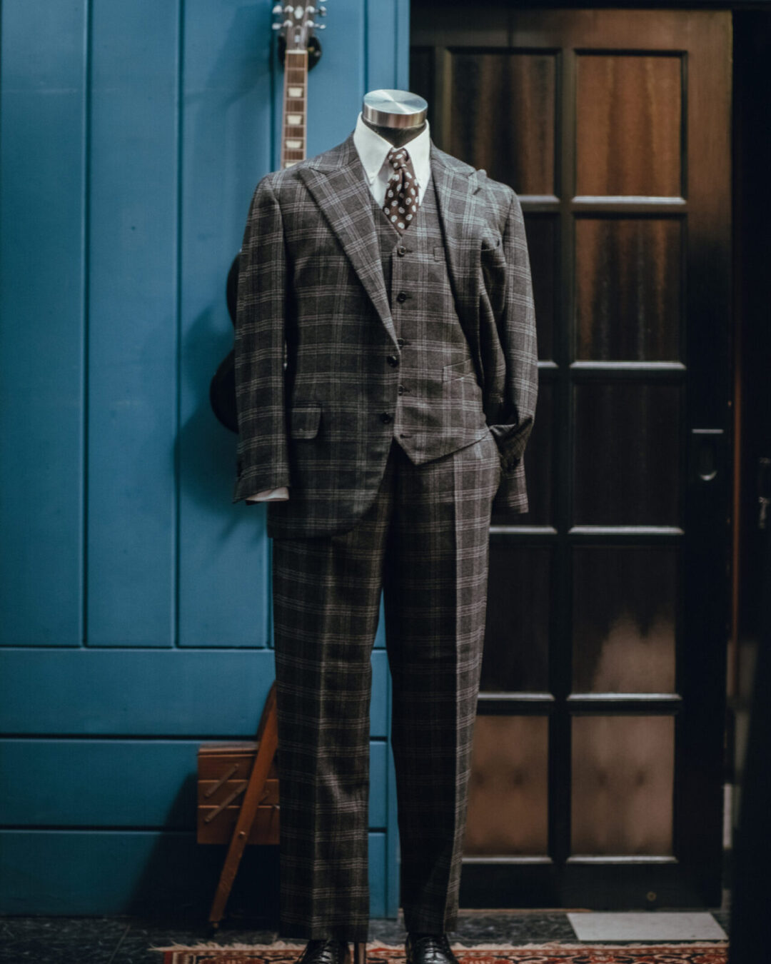 Services 3 Bespoke_3piece_suit_1